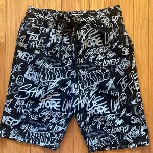 Galaxy By Harvic Black and White Graphic Men’s Shorts